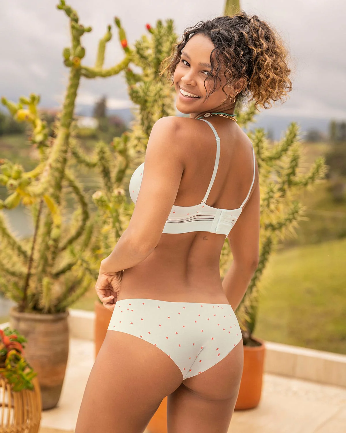 2-Pack Seamless Hipster knickers with Decorative Contrast Stitching - Image 25