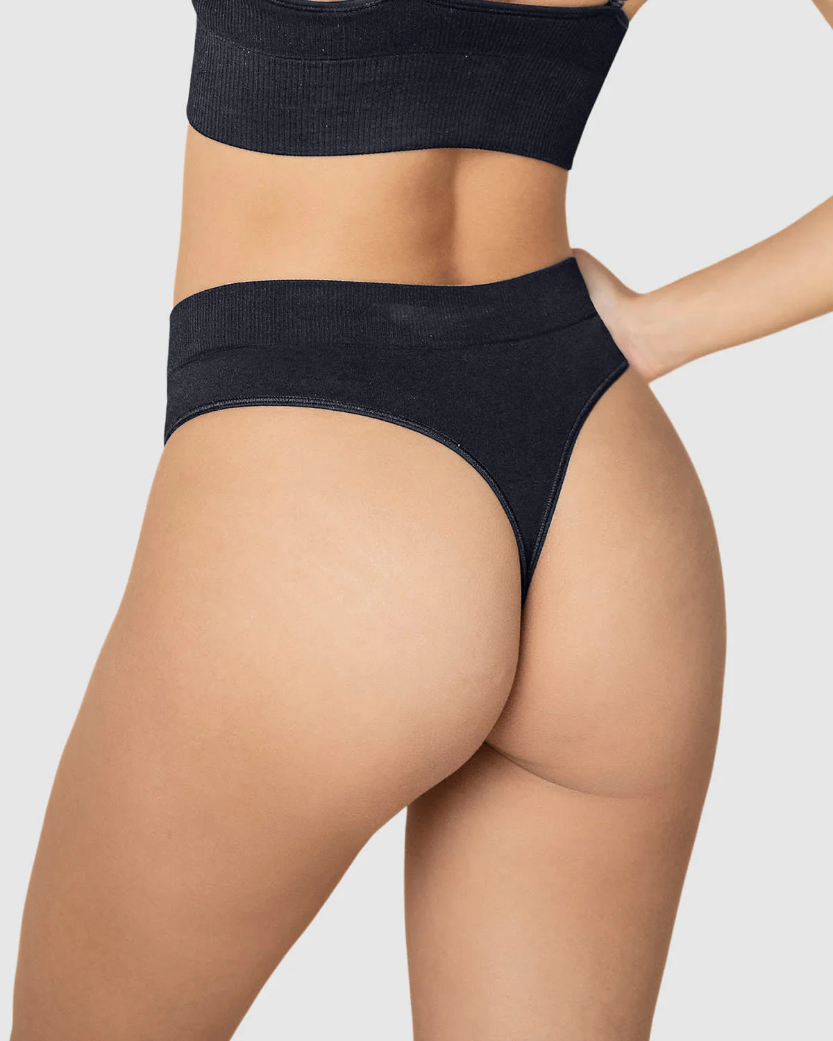3-Pack High-Rise High-Tech Seamless Thong knickers - Image 2