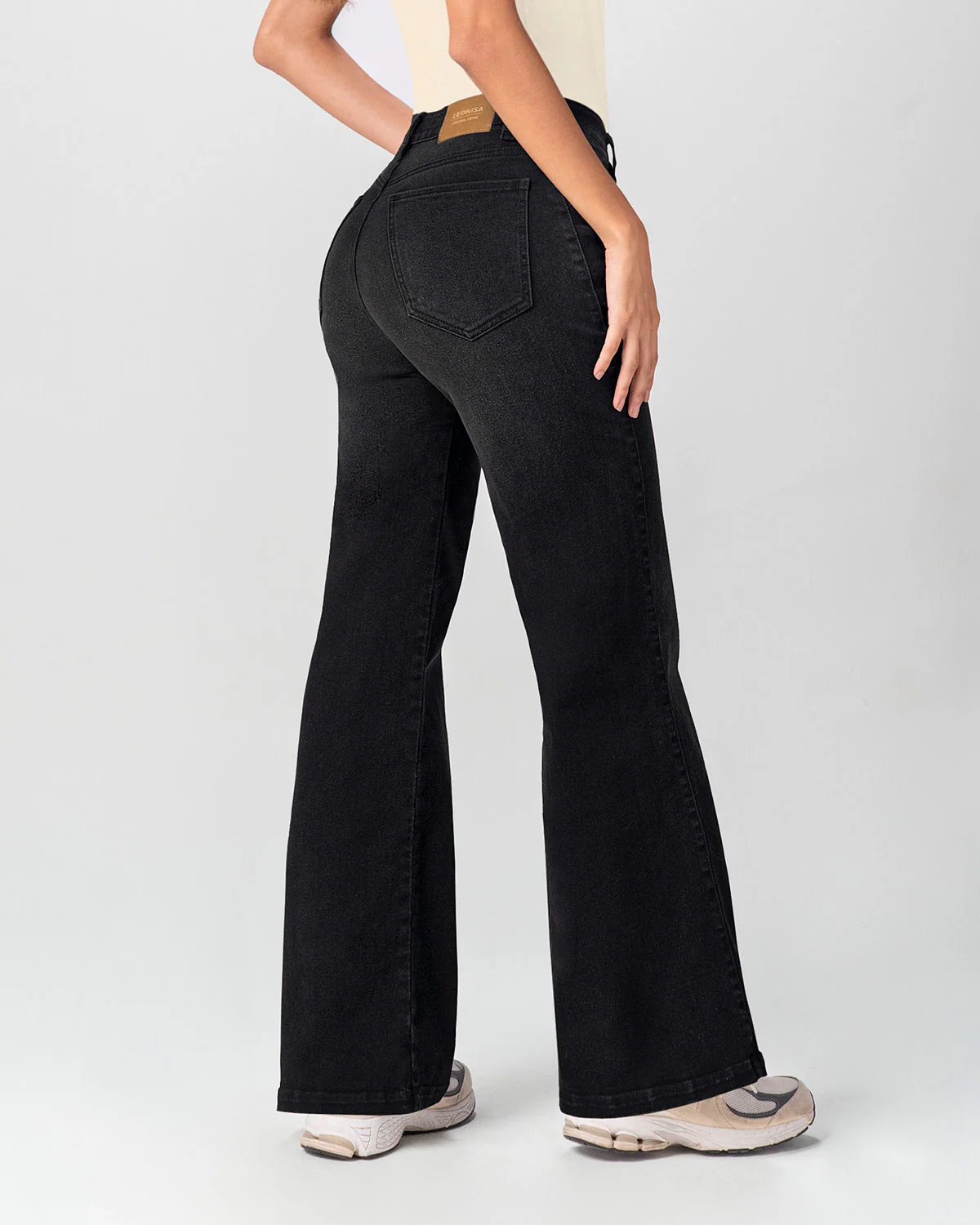 Essential High-Waisted Wide Leg Jean - Image 14