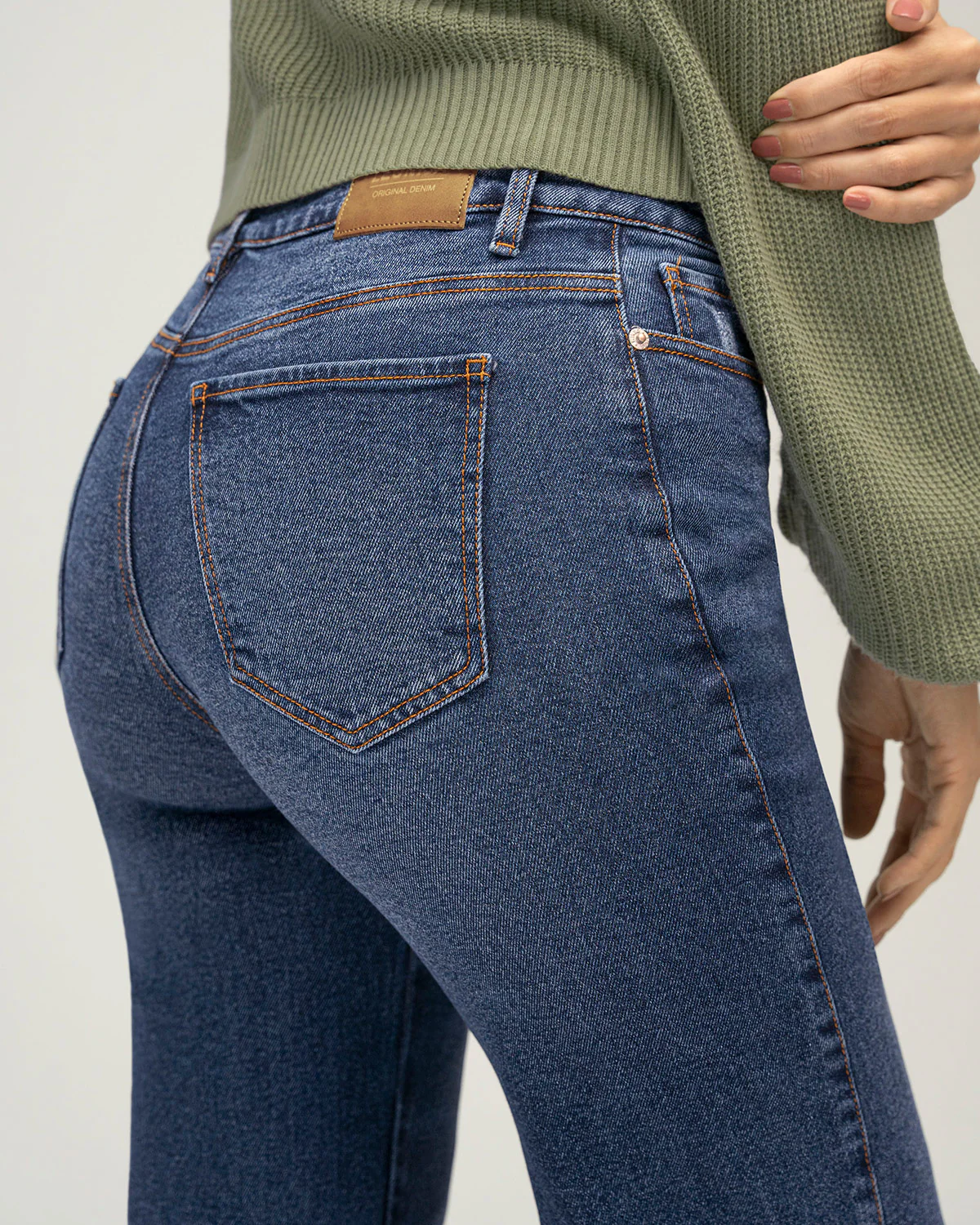 Essential High-Waisted Wide Leg Jean - Image 4