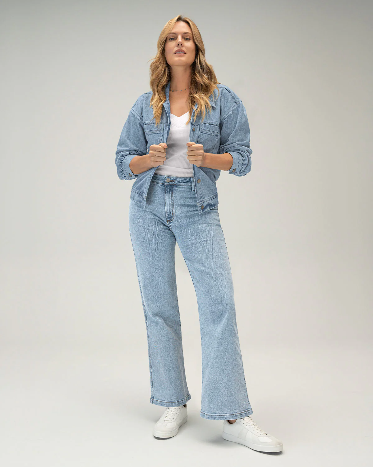 Essential High-Waisted Wide Leg Jean - Image 9