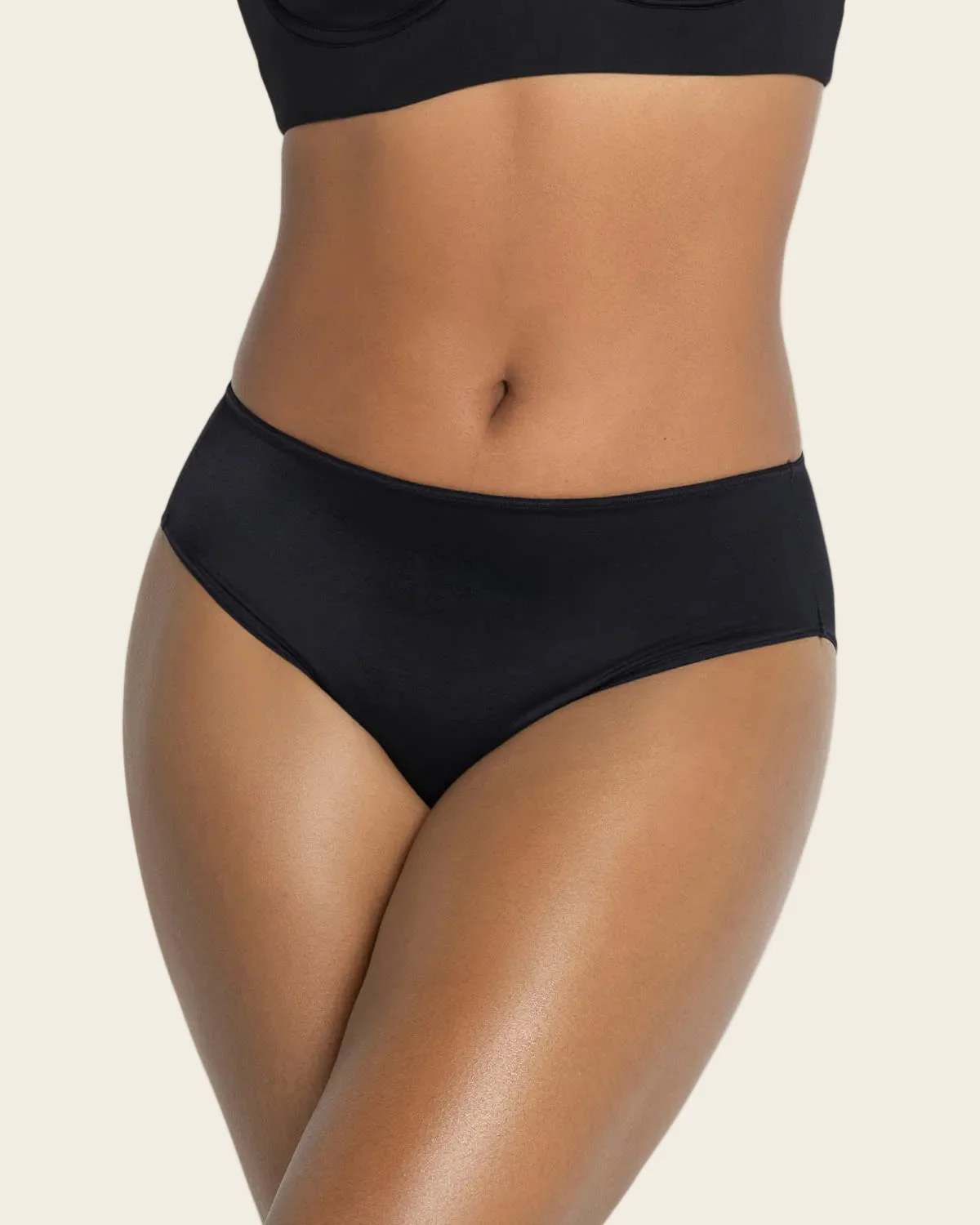 High-Leg Classic knicker with Moderate Shaping Compression - Image 5