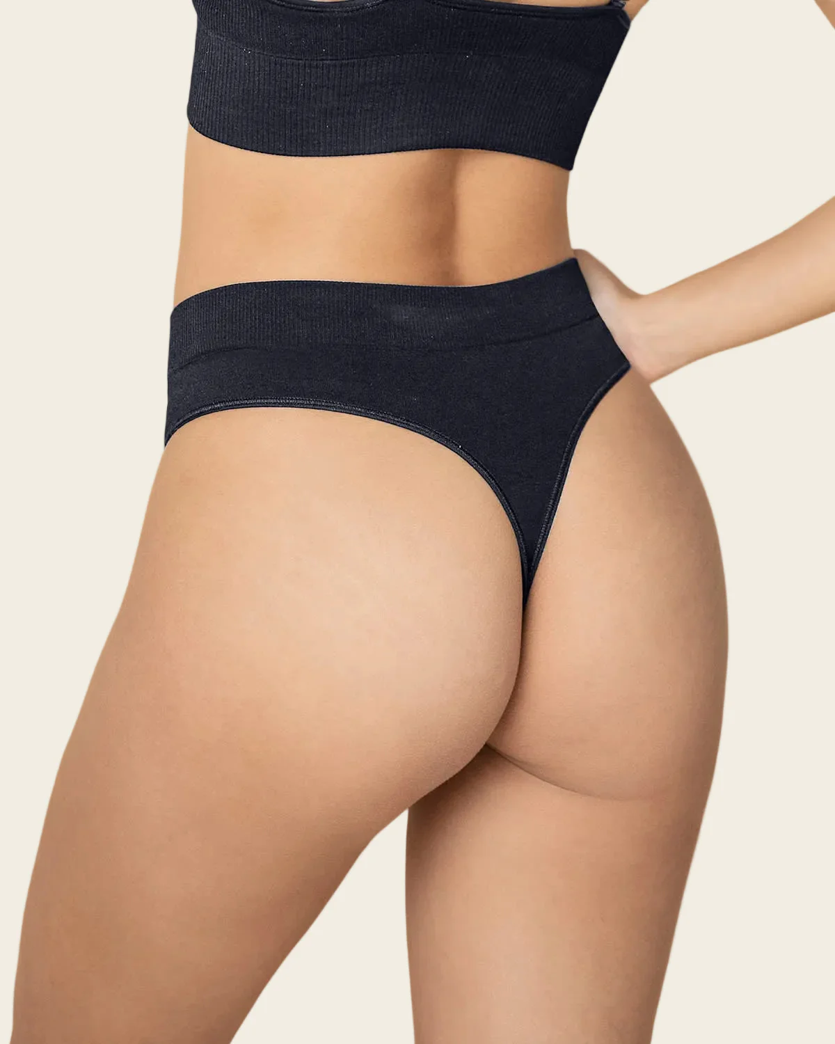 High-Rise High-Tech Seamless Thong Knicker