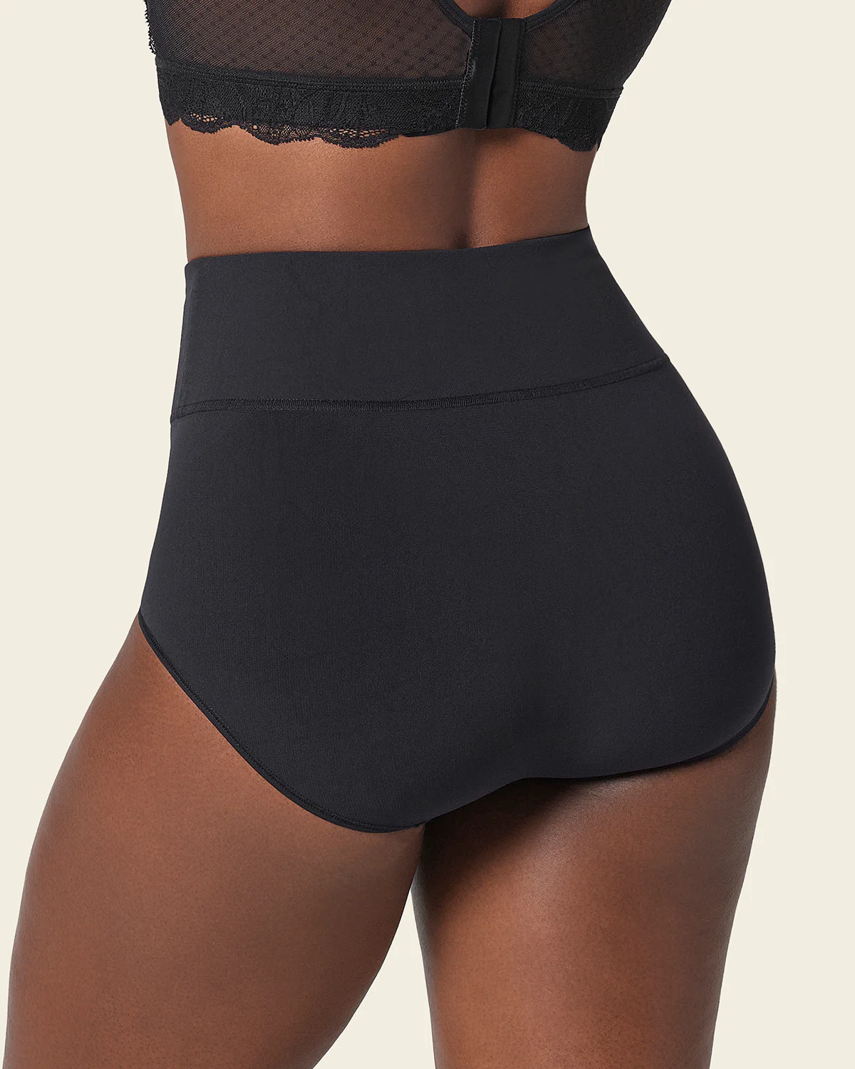 High-Waisted Classic Shaping Knicker - Image 13