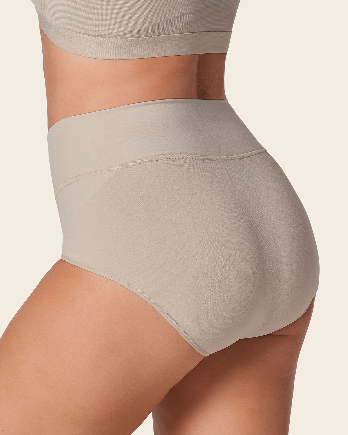 High-Waisted Classic Shaping Knicker - Image 26