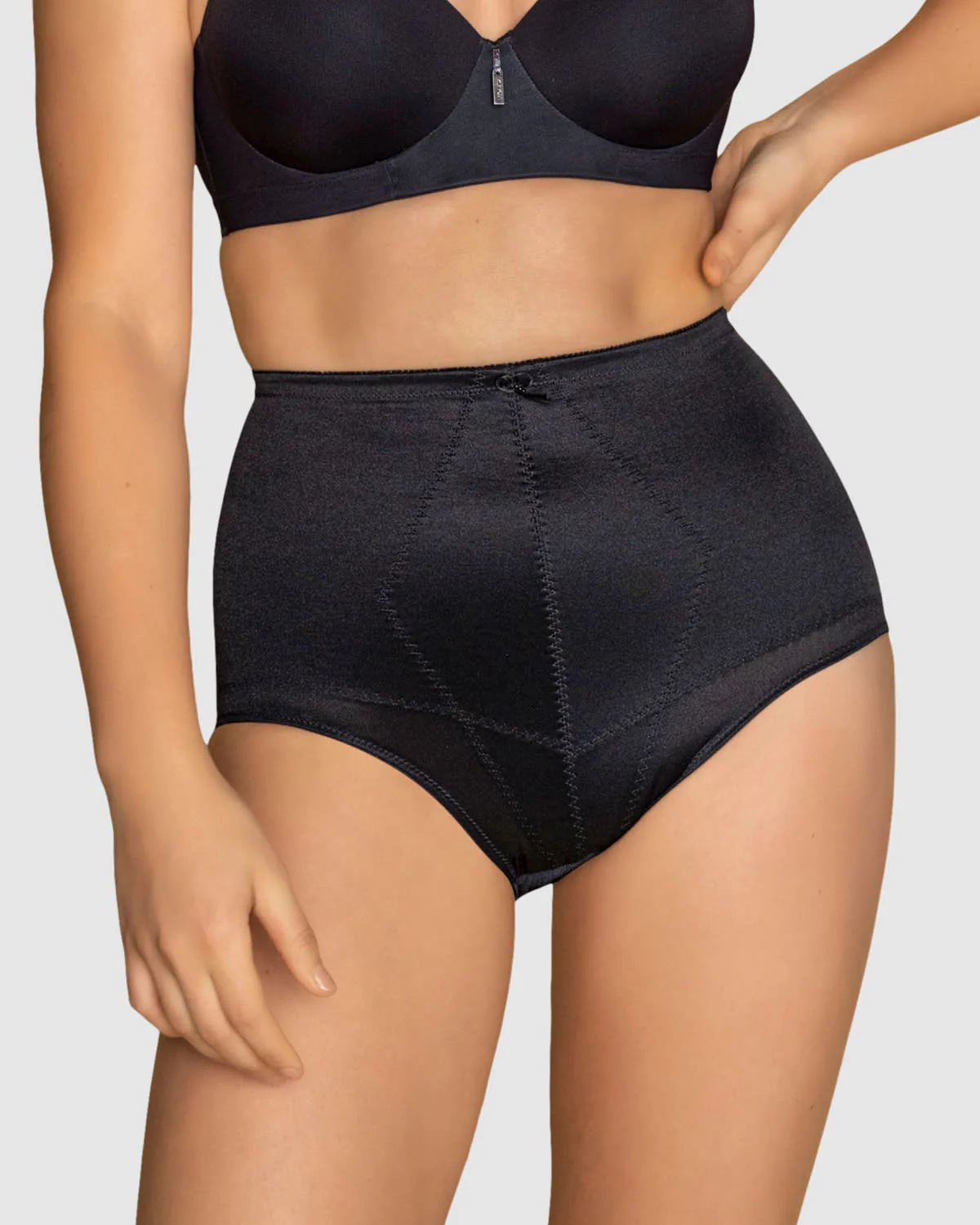 High-waisted classic style shaper knicker - Image 5