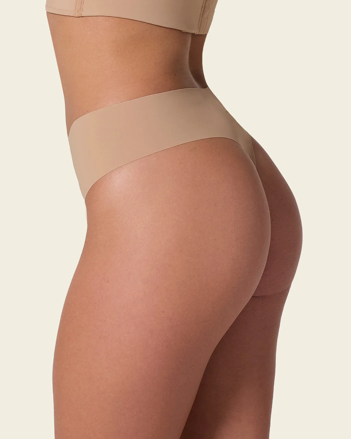 High-Waisted Invisible Microfiber Thong knicker - Image 4