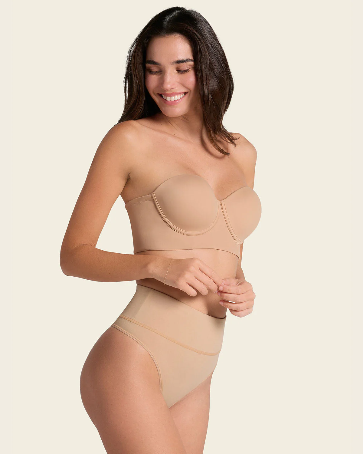 High-Waisted Seamless Moderate Shaper Thong knicker - Image 13