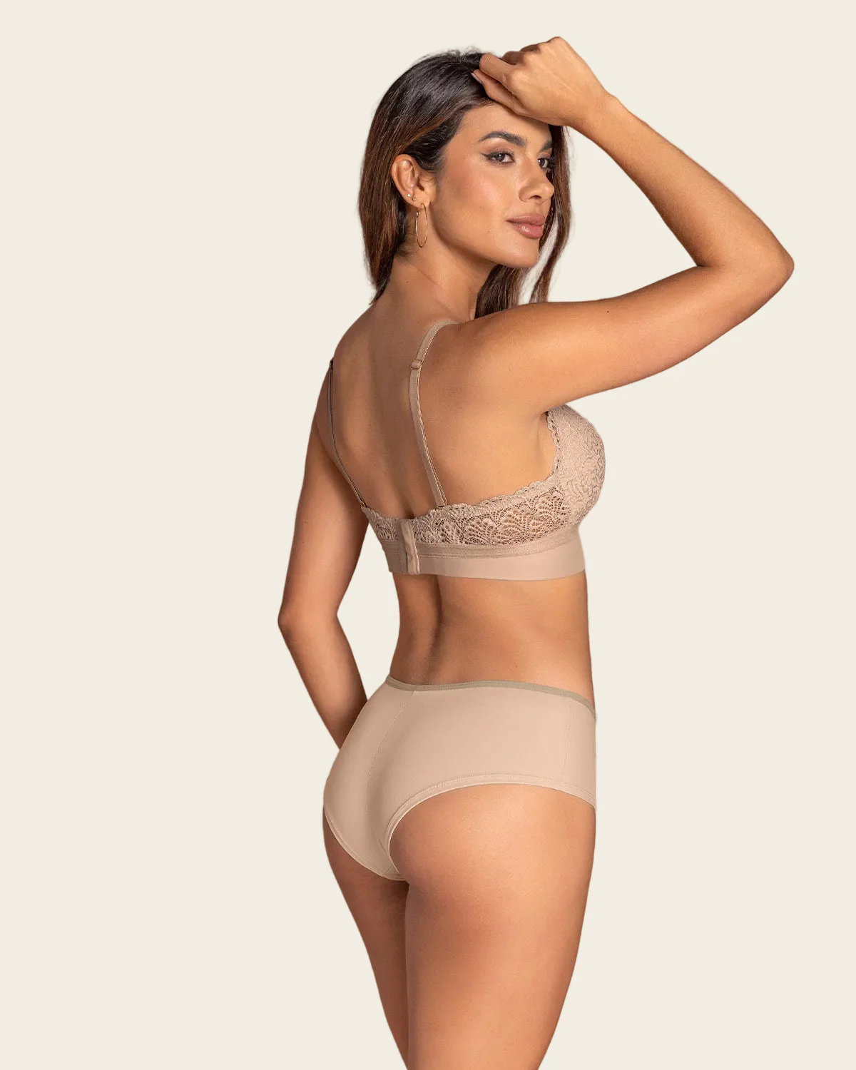Lace-and-Smooth Wireless Lined Plunge Bra - Image 4