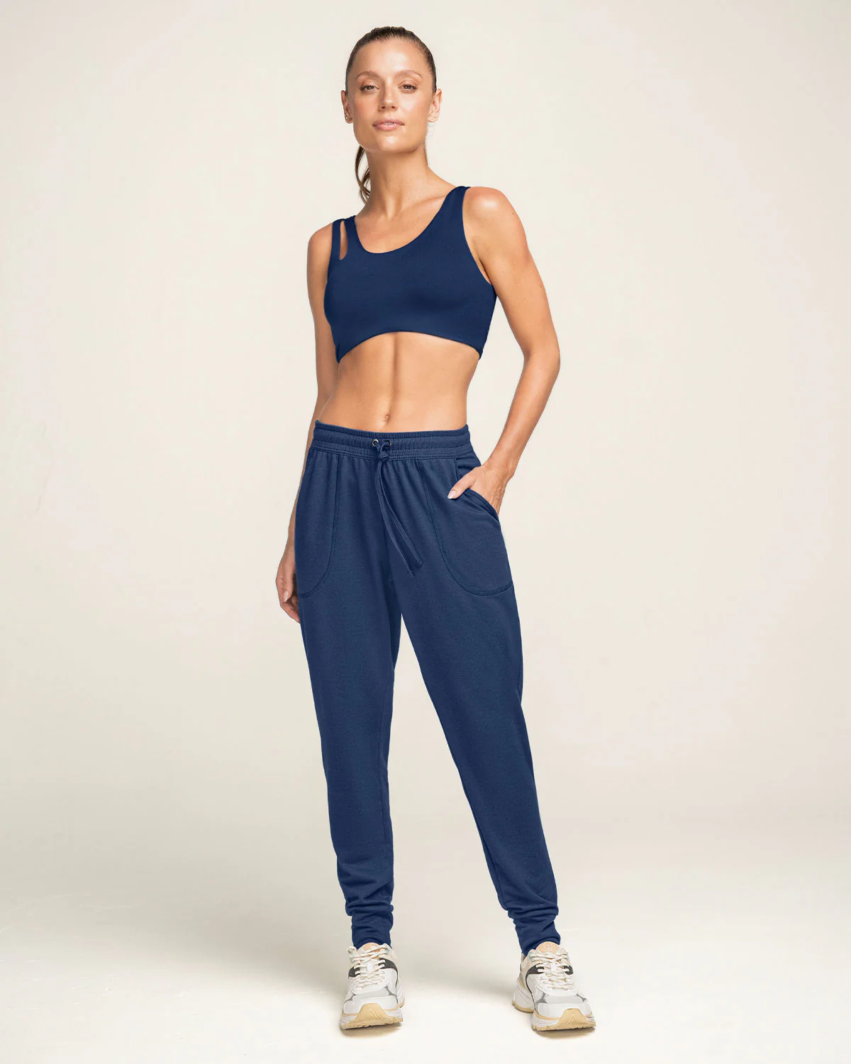 Loose Fit Active Jogger with Pockets ActiveLife - Image 10