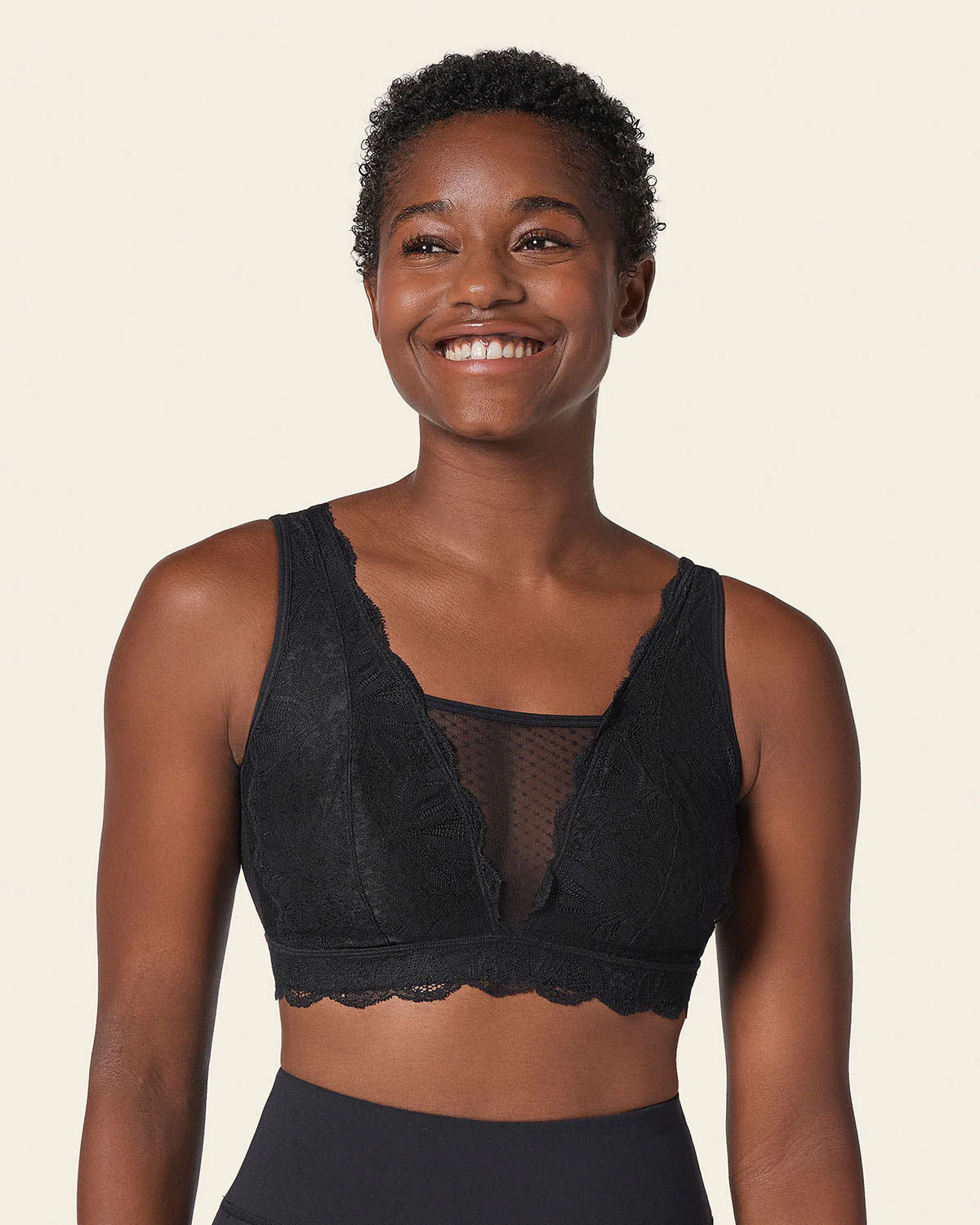 Multiwear Lace Pocketed Bralette - Image 4