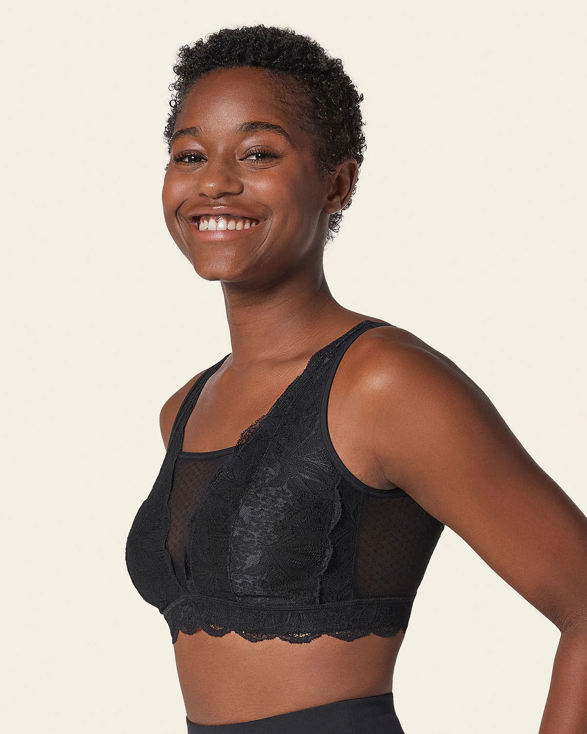 Multiwear Lace Pocketed Bralette - Image 5
