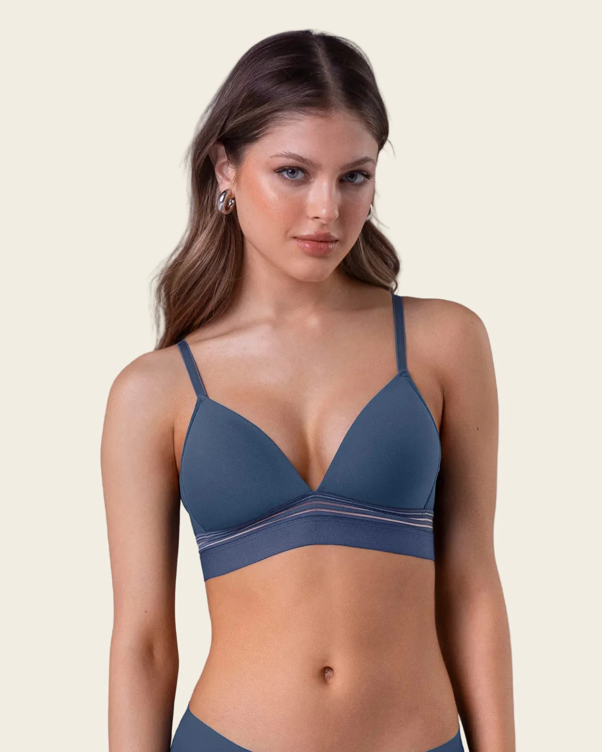 Plunge Wireless T-Shirt Bra - Image 12