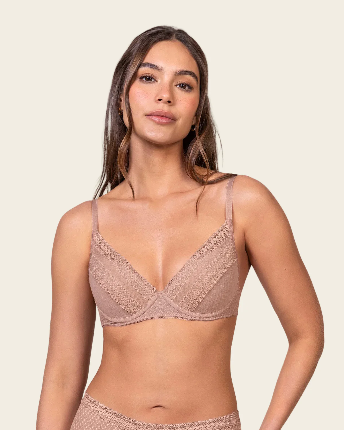 Pretty Sheer Lace Underwire Contour Bra - Image 5