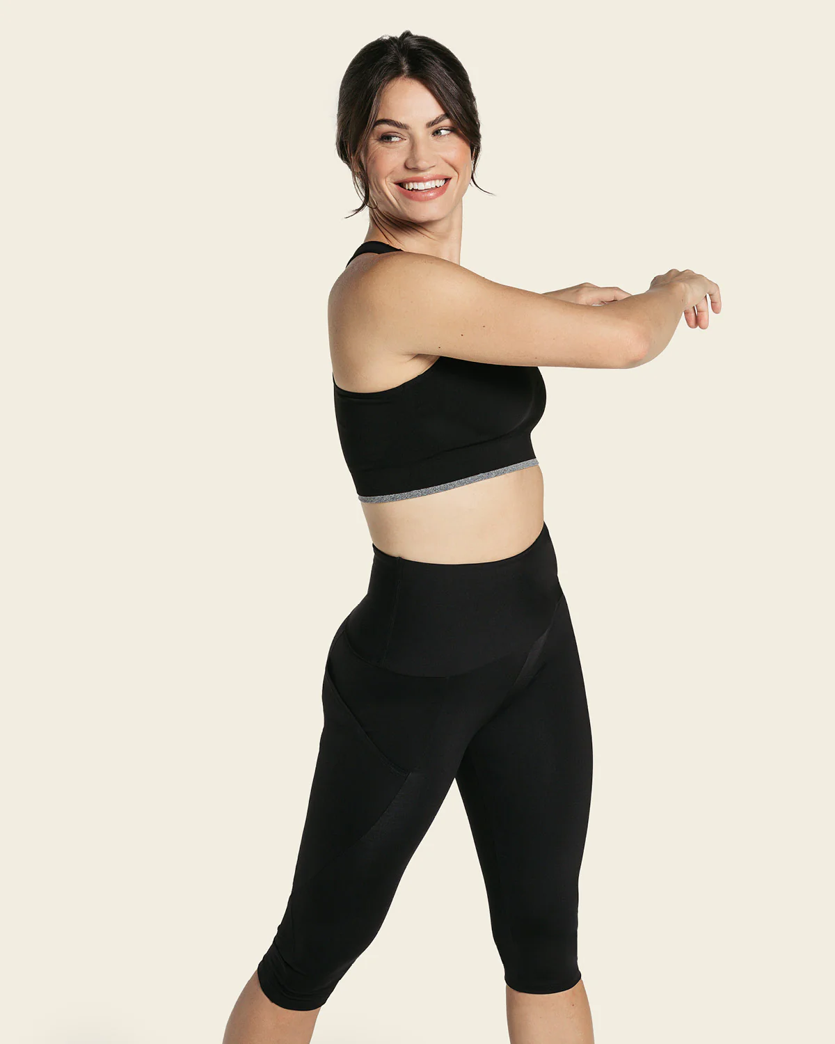 Seamless Double Sided Sports Bra with Extra Support - Image 4