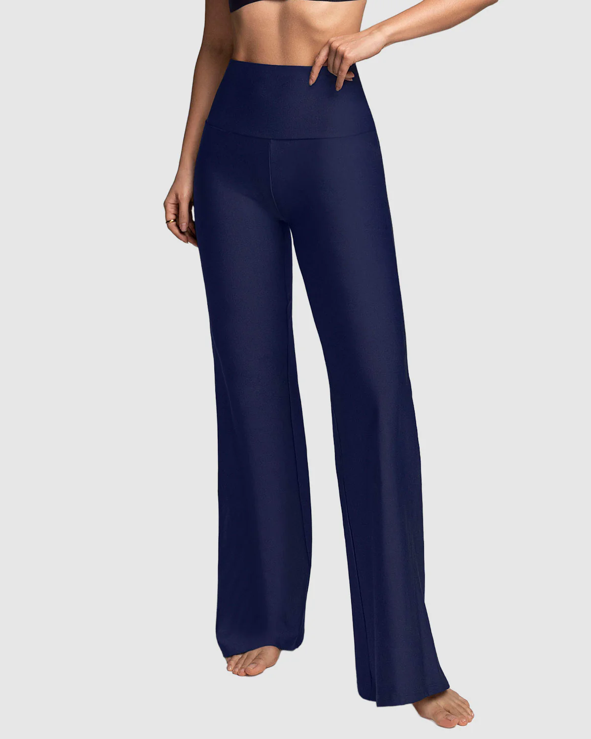 Shaping High-Waisted Flare Legging - Image 10