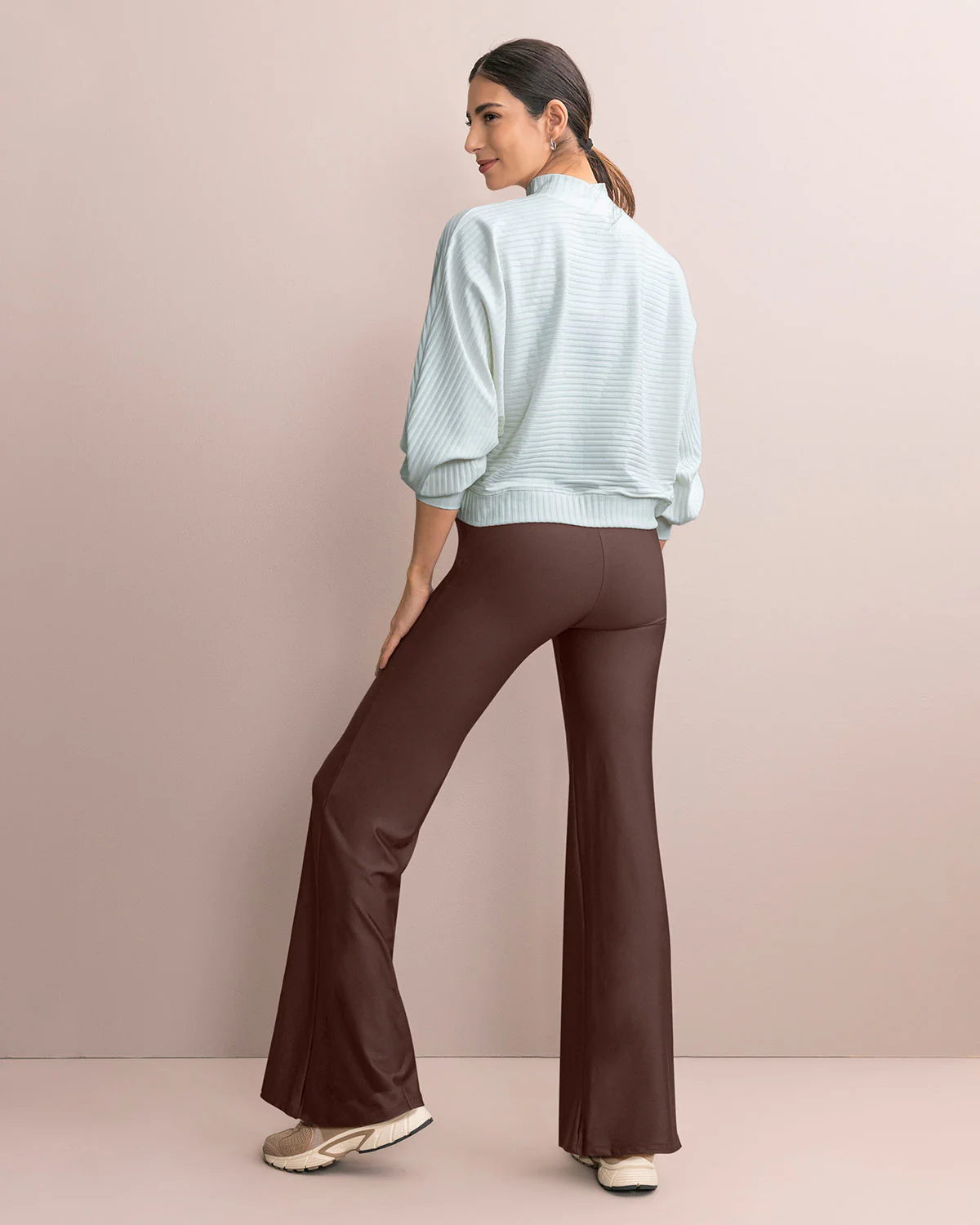 Shaping High-Waisted Flare Legging - Image 9