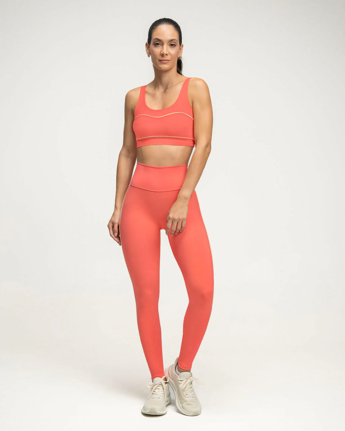 Sports Bra with Contrast Double Straps - Image 16