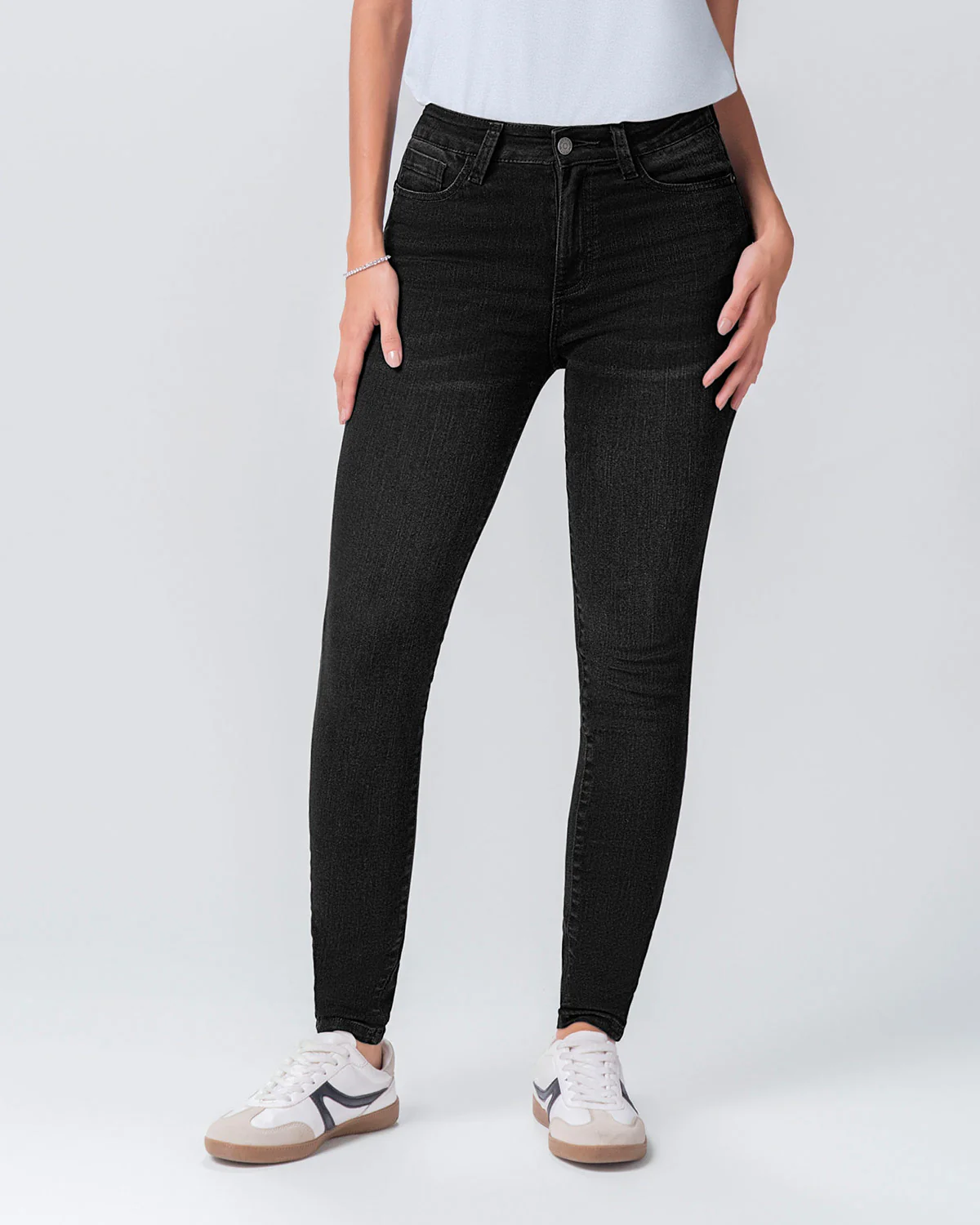 The Butt-Lifting Skinny Jean - Image 12