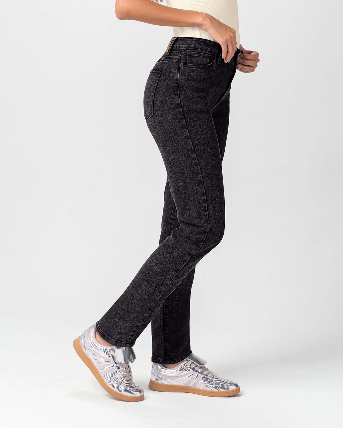 The High-Waisted Mom Jean - Image 3