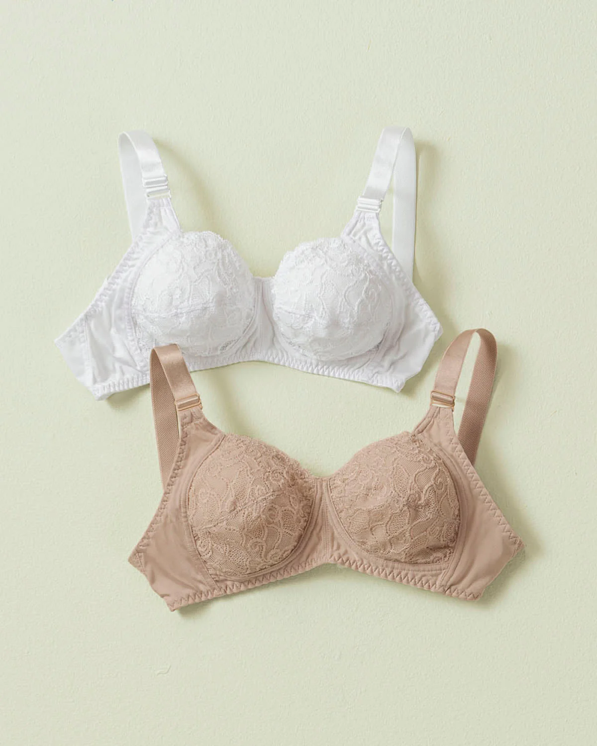 Wireless Comfy Control Bra in Lace - Image 5